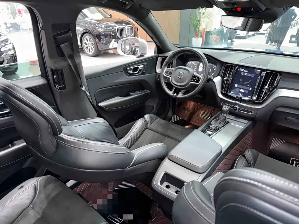 Volvo XC60 — миниатюра 7