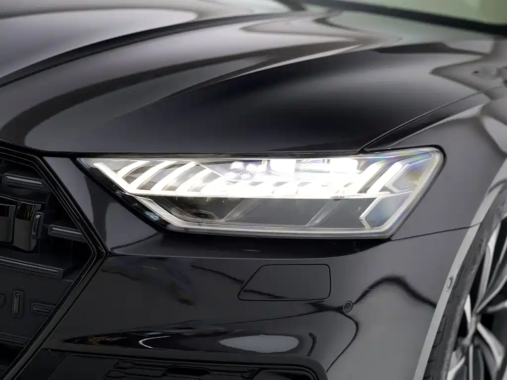 Audi A7L — миниатюра 21