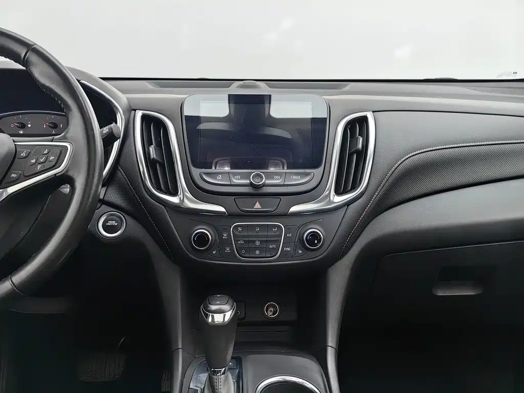 Chevrolet Equinox — миниатюра 12
