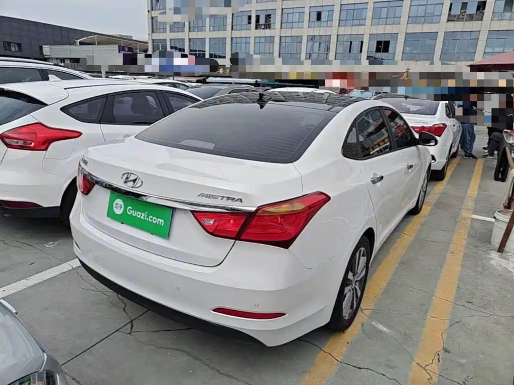 Hyundai Mistra — миниатюра 7