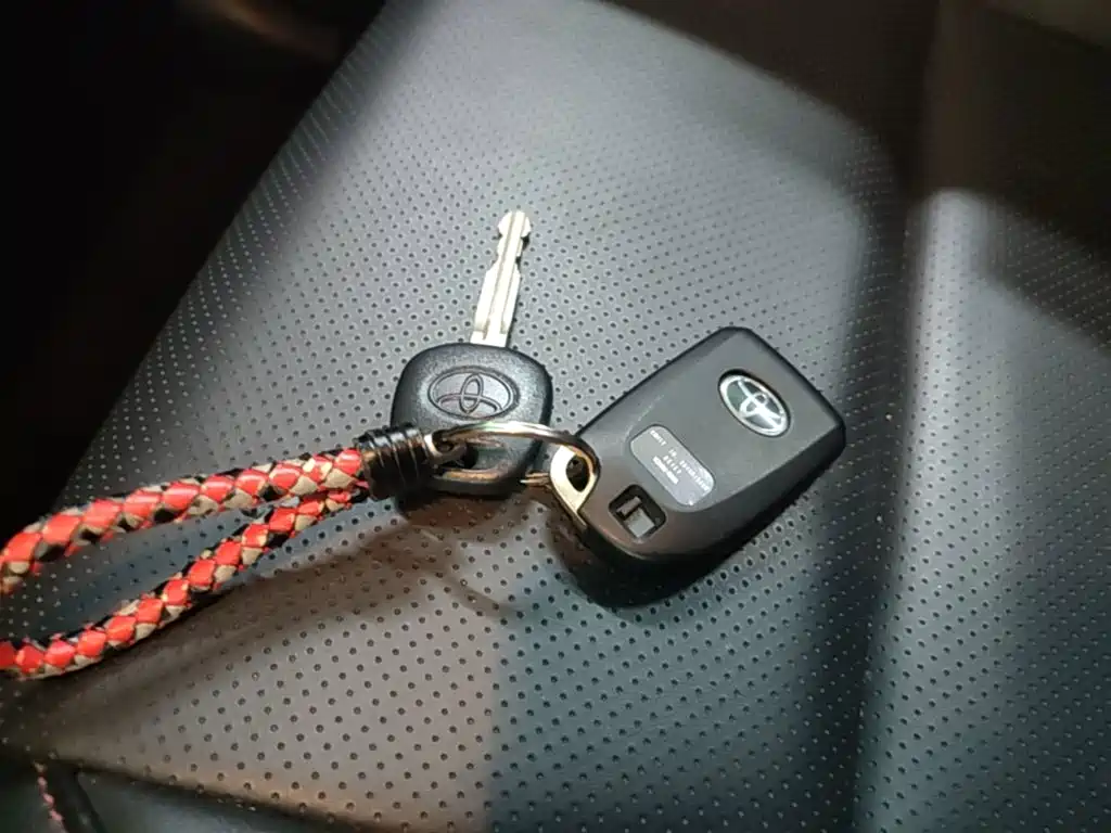 Toyota Yaris L — миниатюра 9