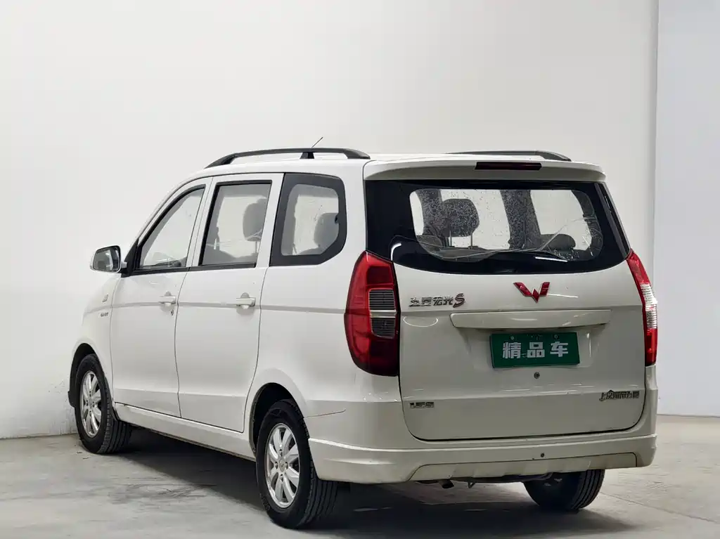 Wuling Hongguang — миниатюра 6