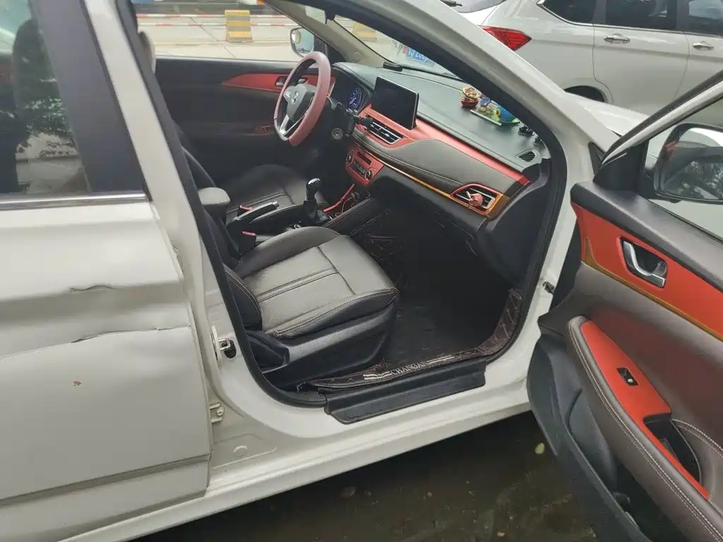 Changan Eado DT — миниатюра 19