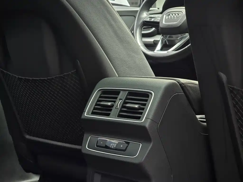 Audi Q5L — миниатюра 12