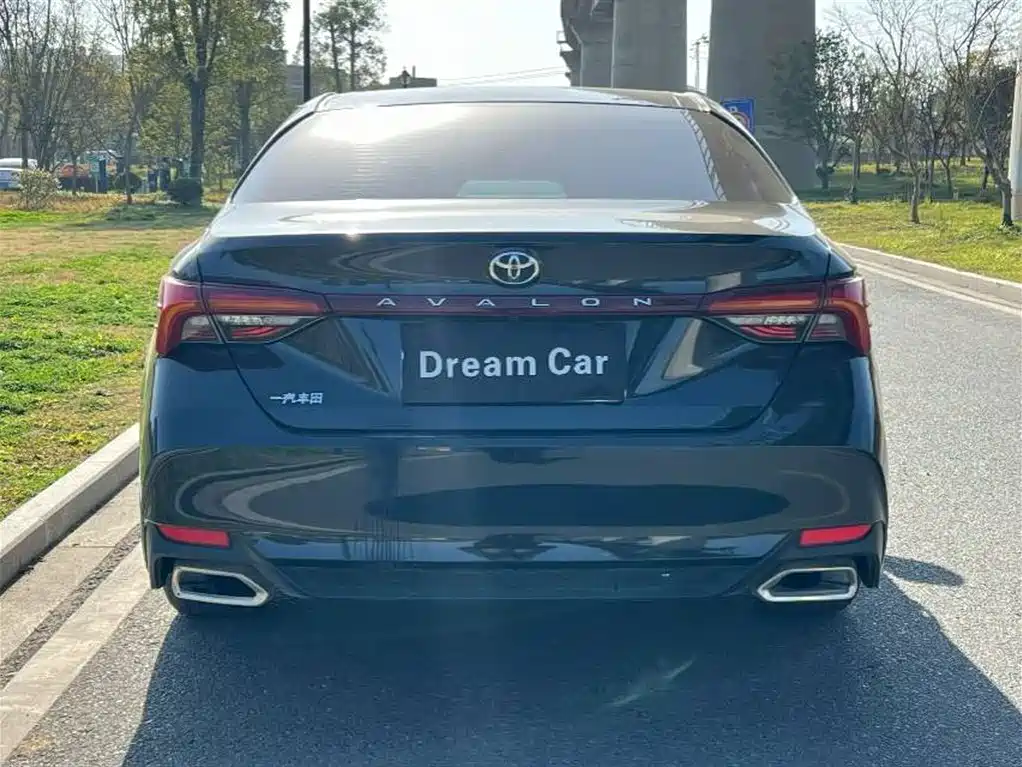 TOYOTA ASIAN DRAGON