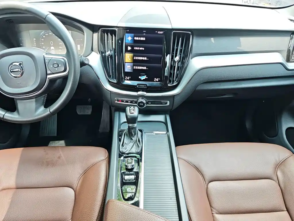 Volvo XC60 — миниатюра 17
