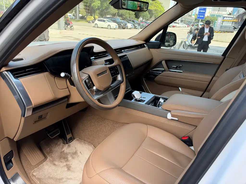 Land Rover Range Rover — миниатюра 4