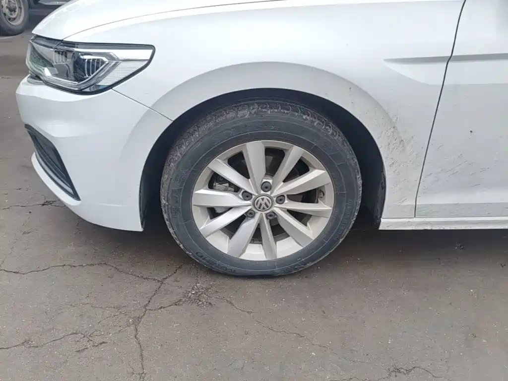 Volkswagen Bora — миниатюра 23