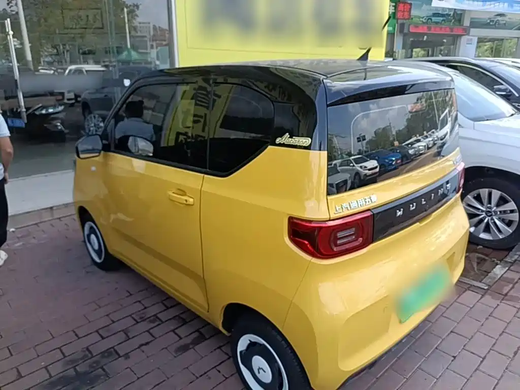 Wuling MINIEV — миниатюра 5