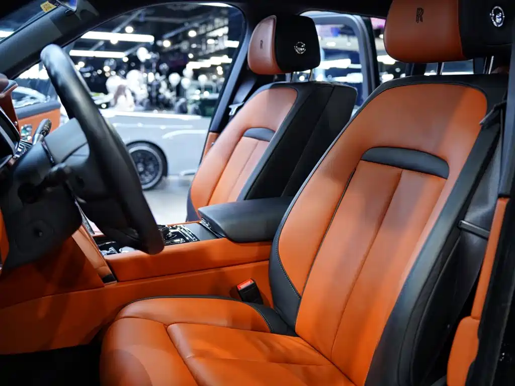 Rolls-Royce Cullinan — миниатюра 27