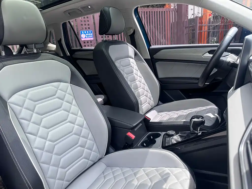 Volkswagen Tayron 380TSI 4WD R-Line High Energy Edition, фото 14