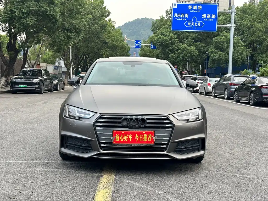 Audi A4L — миниатюра 2