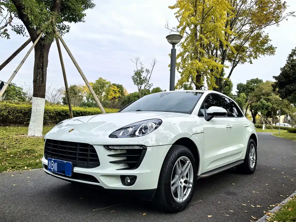 Купить Porsche Macan