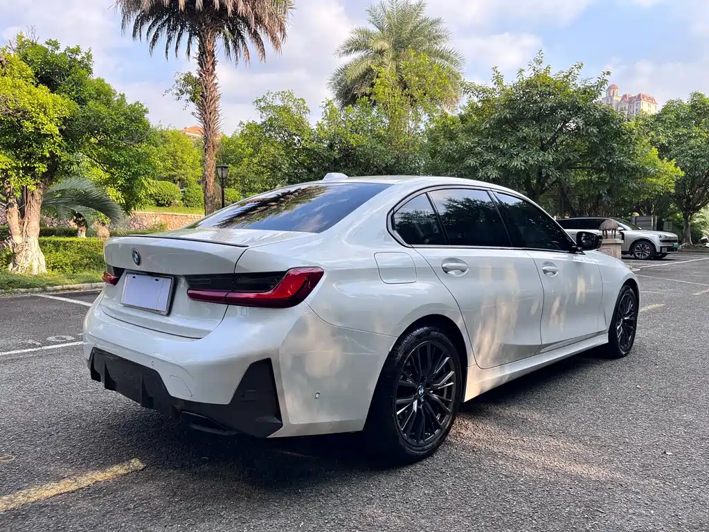 BMW 3 Series — миниатюра 4