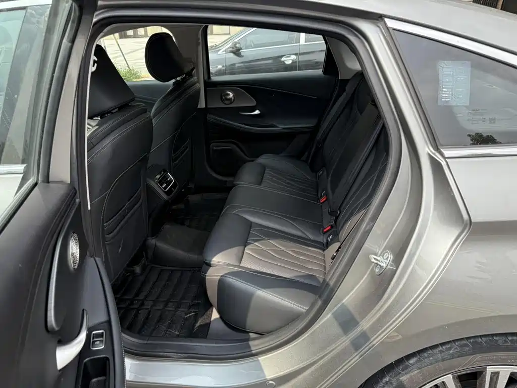 Chery Arrizo 8 — миниатюра 5