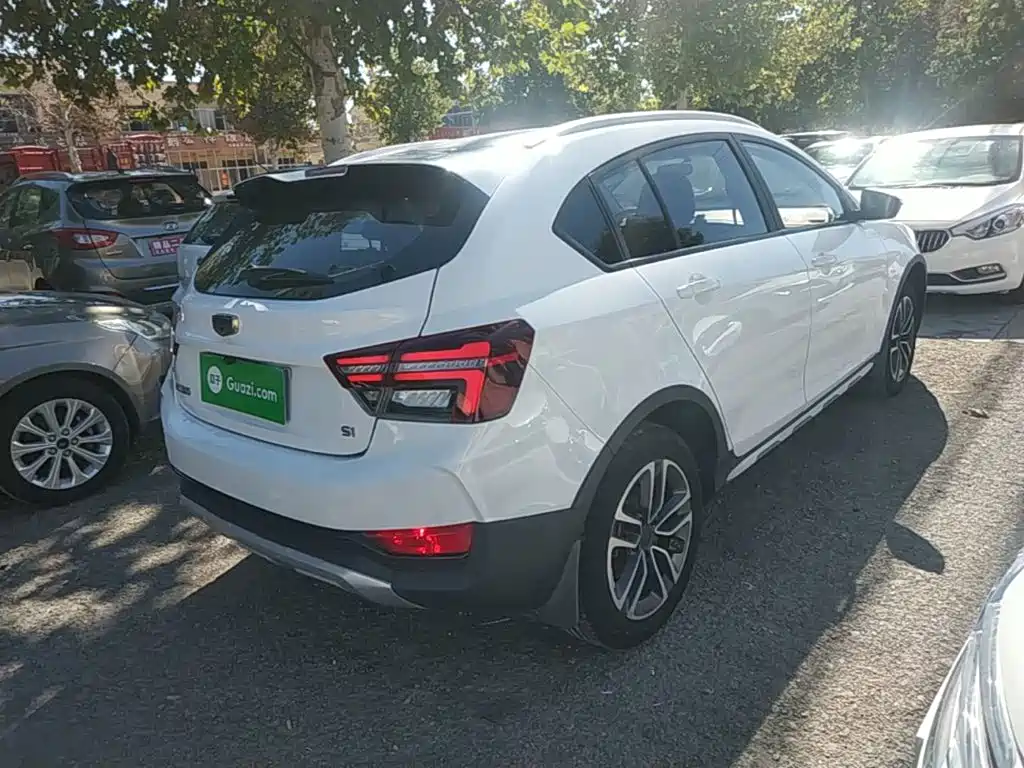 Geely Vision S1 — миниатюра 7