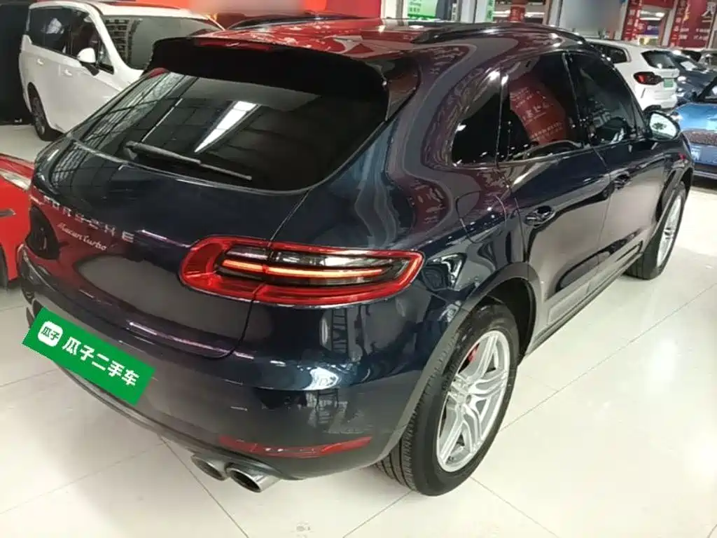 Porsche Macan — миниатюра 5
