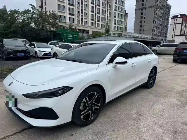 2024 Roewe D7 DMH
