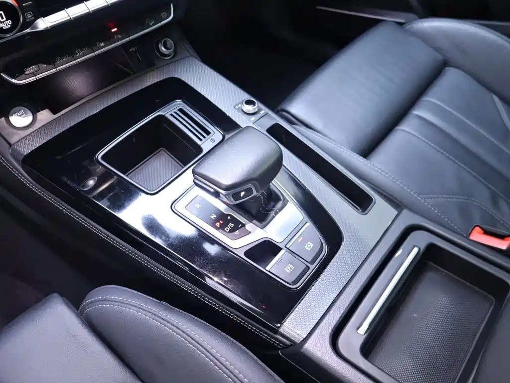 Audi Q5L — миниатюра 12