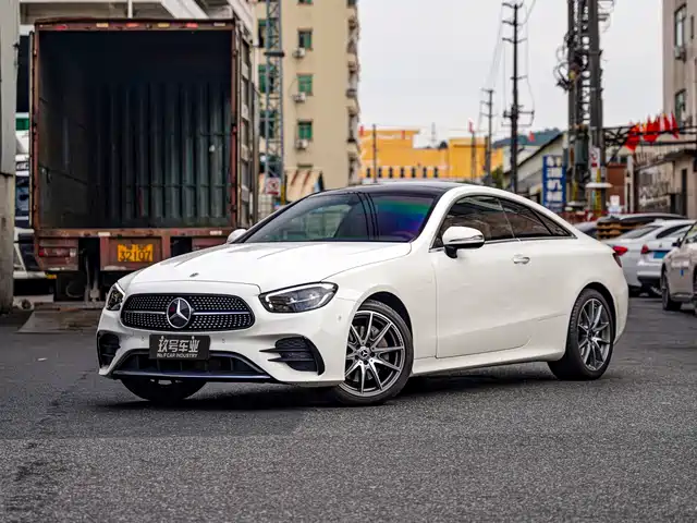 MERCEDES-BENZ E CLASS