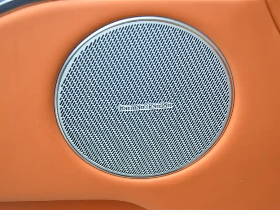 TANK TANK 700 NEW ENERGY