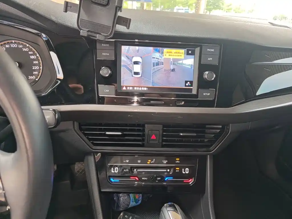 Volkswagen Bora — миниатюра 13