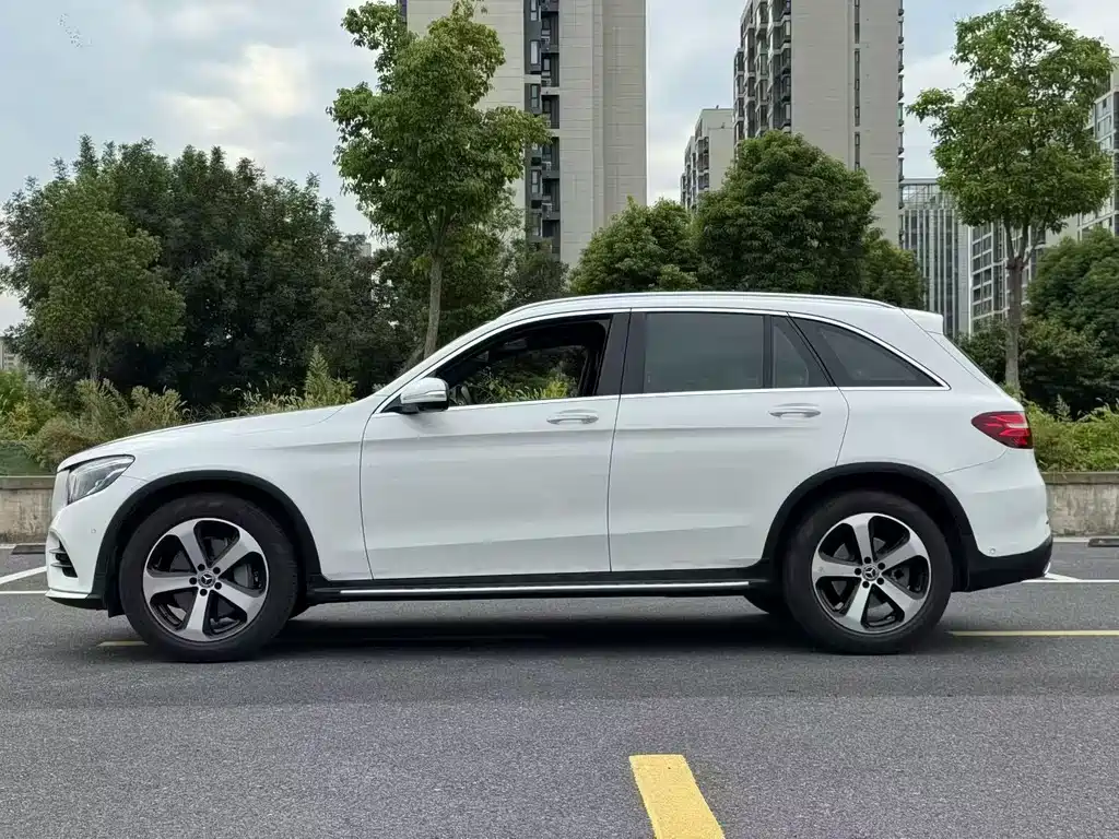 Mercedes-Benz GLC — миниатюра 3