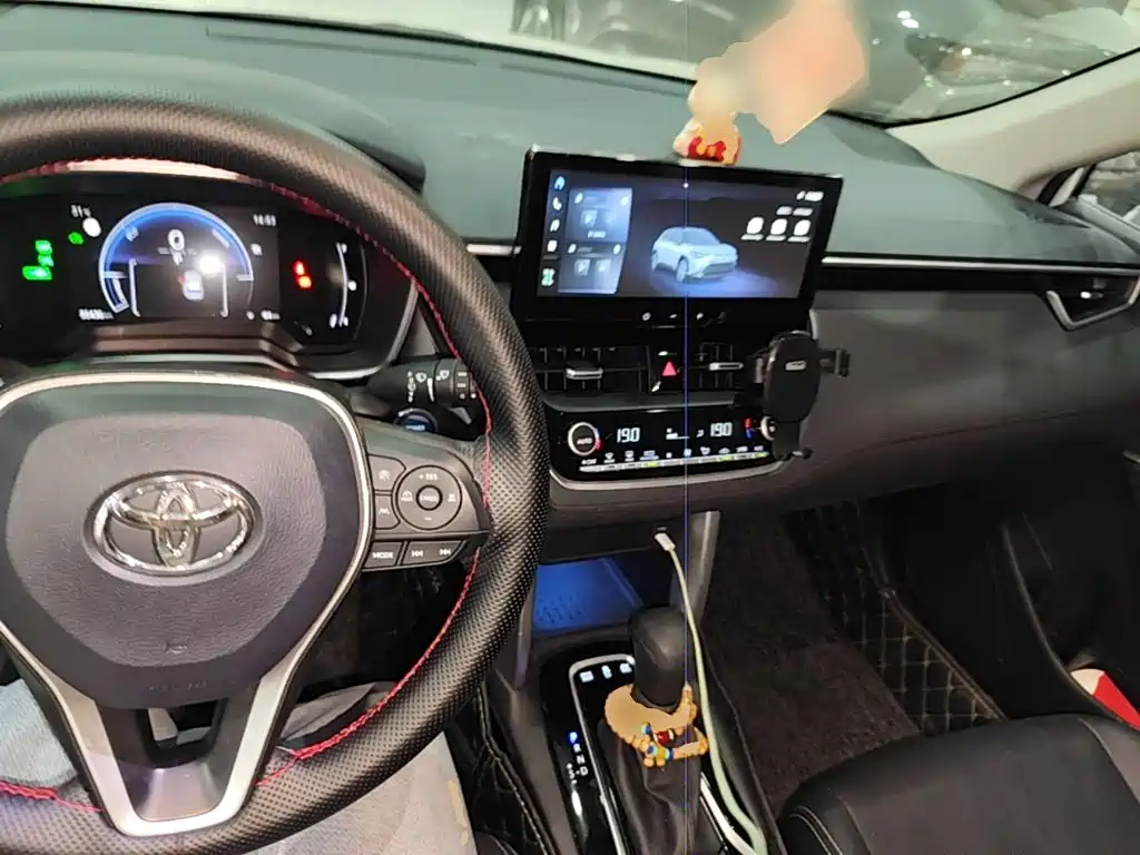 Toyota Frontlander — миниатюра 10