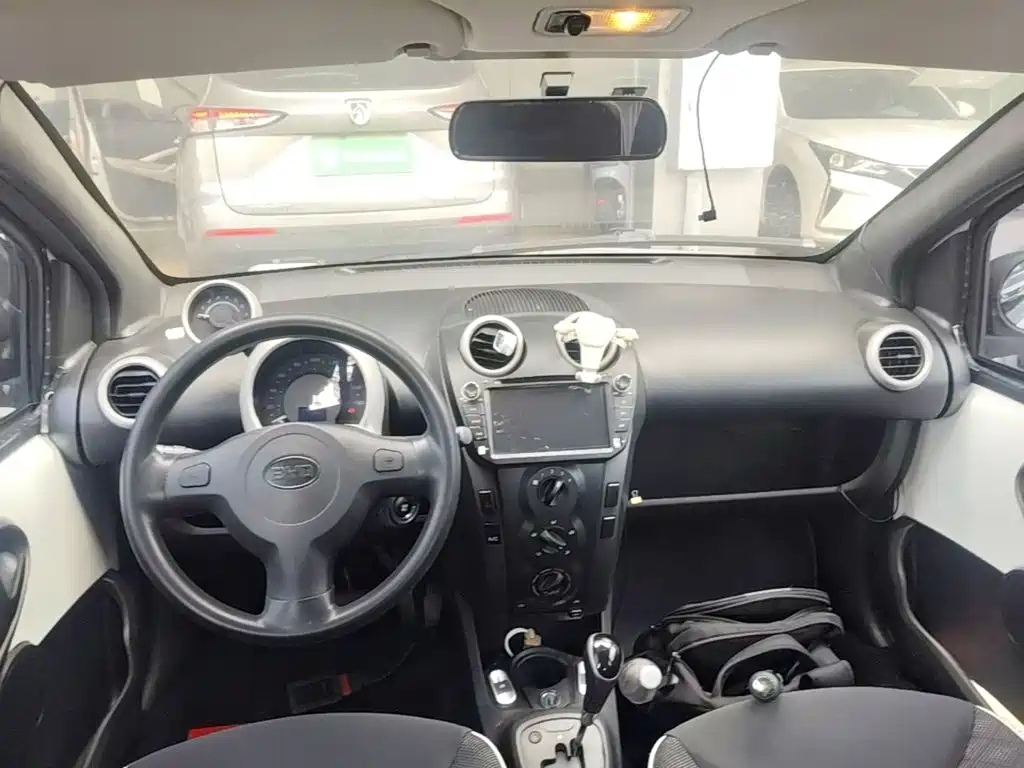BYD F0 — миниатюра 10