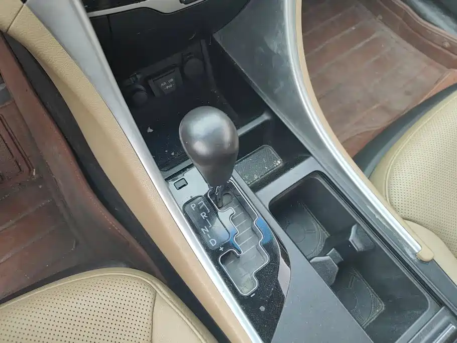 Hyundai Sonata — миниатюра 16