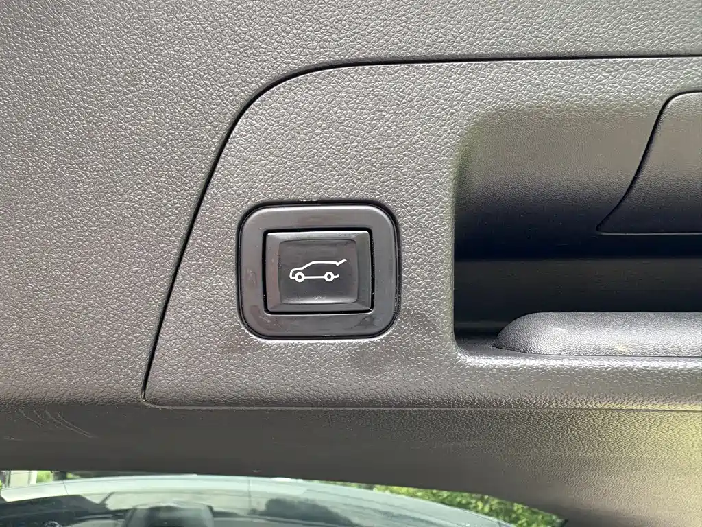 Buick Envision Plus — миниатюра 11