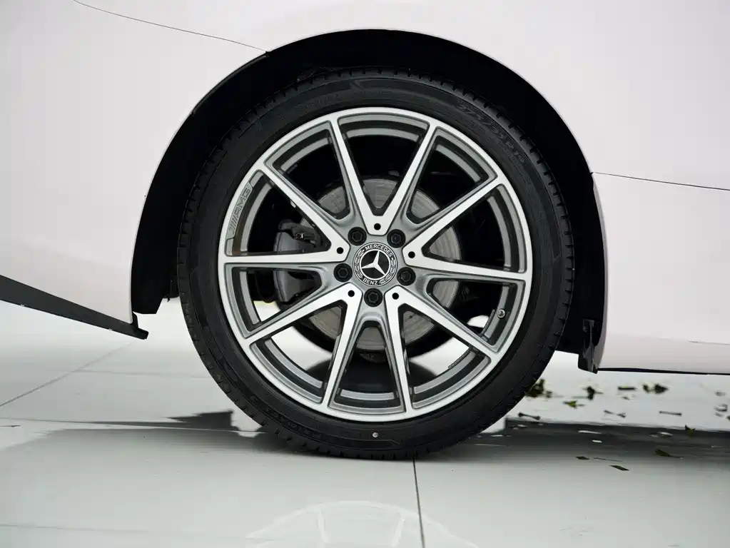 Mercedes-Benz E-Class (Import) — миниатюра 22