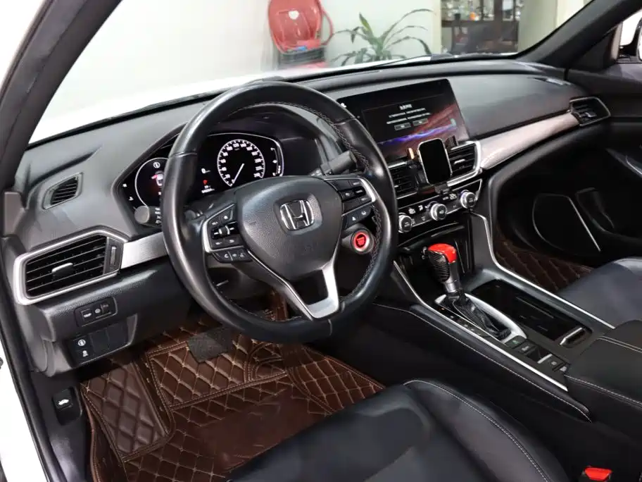 Honda Inspire — миниатюра 10