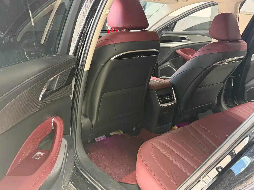 Hongqi Hongqi H5 — миниатюра 5