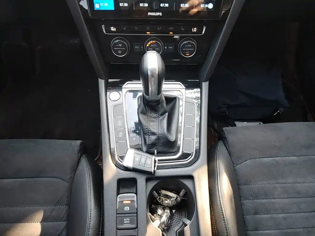 Volkswagen Magotan — миниатюра 14