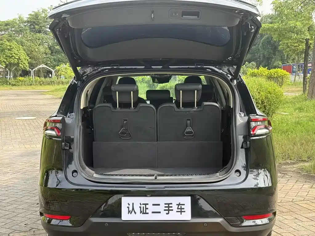 BYD Tang — миниатюра 14