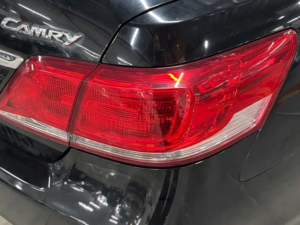 Toyota Camry — миниатюра 13