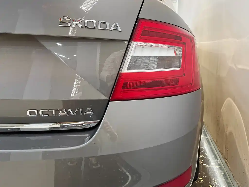Skoda Octavia — миниатюра 8