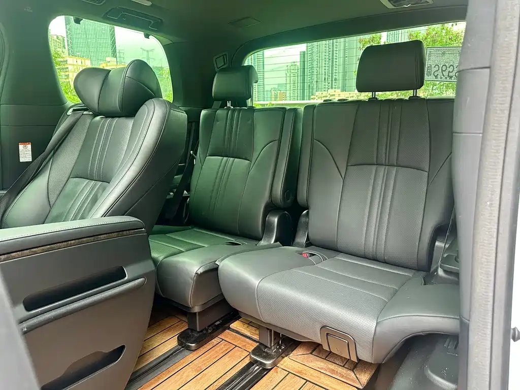 Toyota Alphard 2019 2.5L Luxury