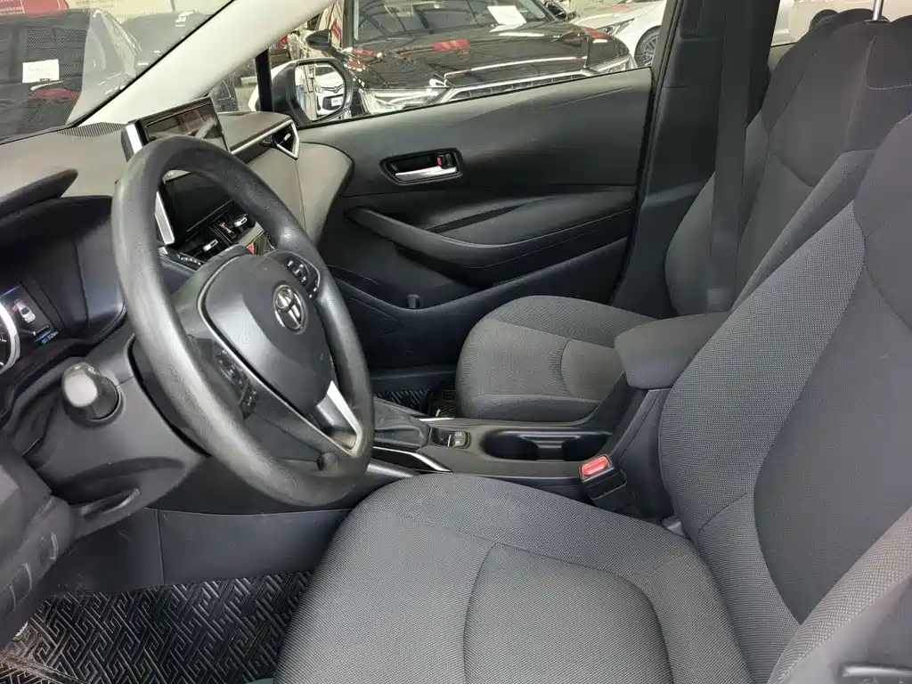 Toyota Corolla — миниатюра 6