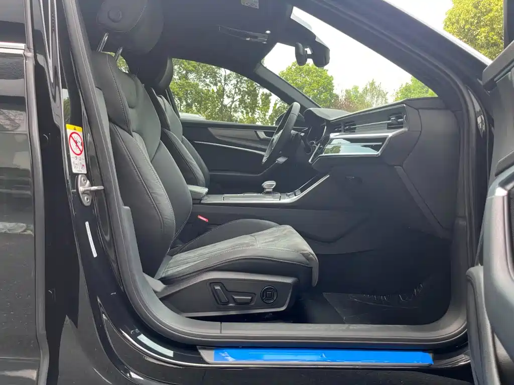 Audi A6L 2020 45 TFSI quattro