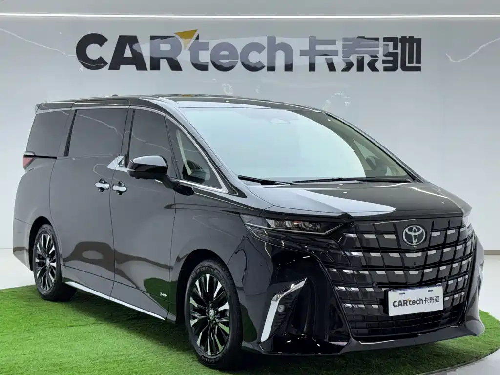 Toyota Alphard — миниатюра 2