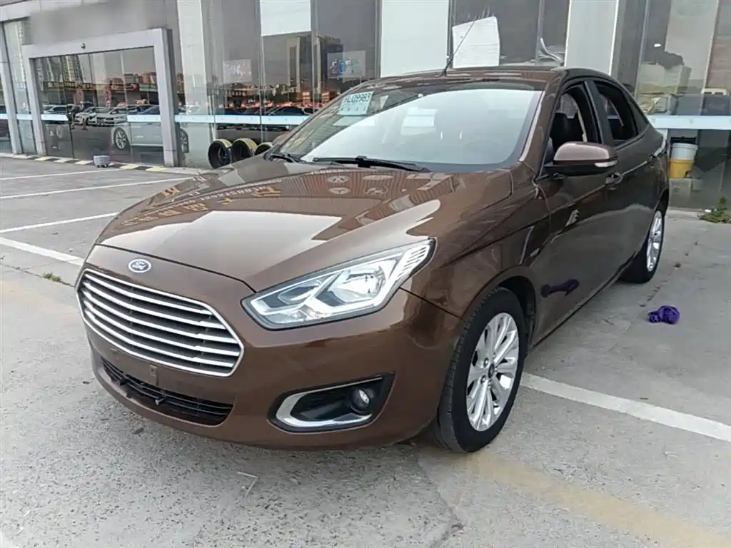 Ford Escort 2015