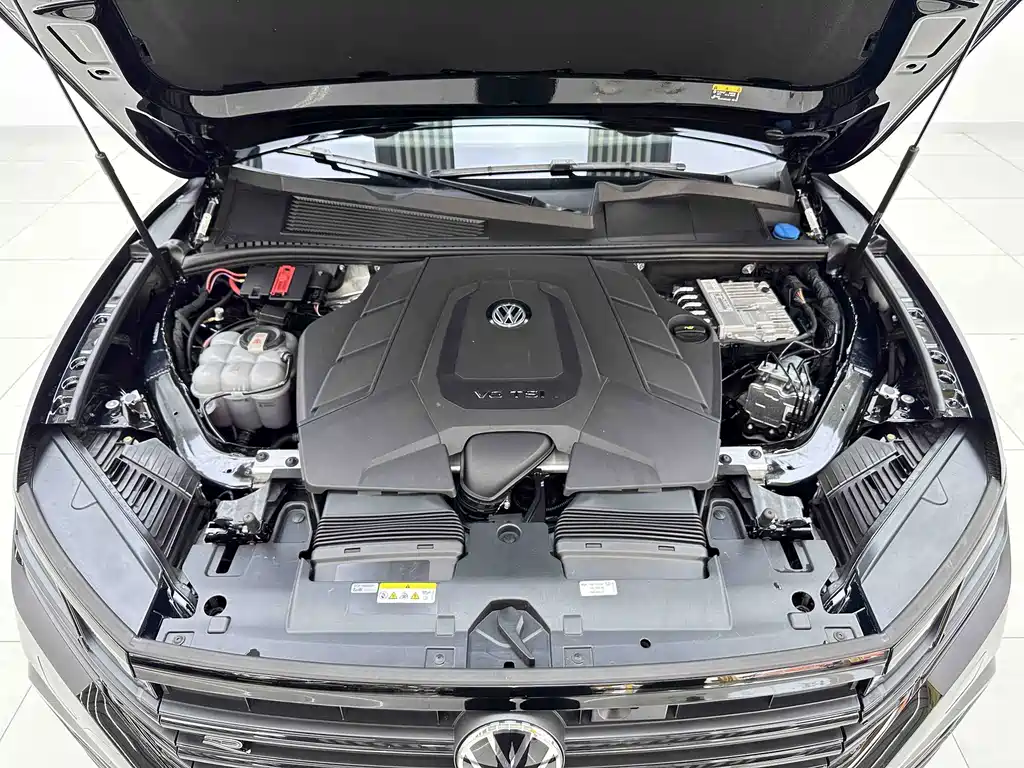 Volkswagen Touareg — миниатюра 6