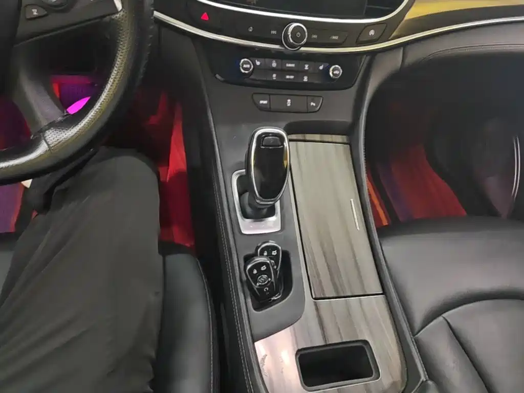 Buick LaCrosse — миниатюра 14