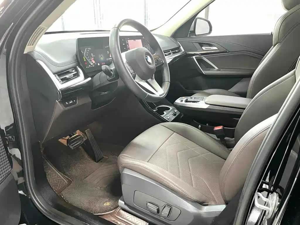 BMW X1 2023 sDrive20Li X
