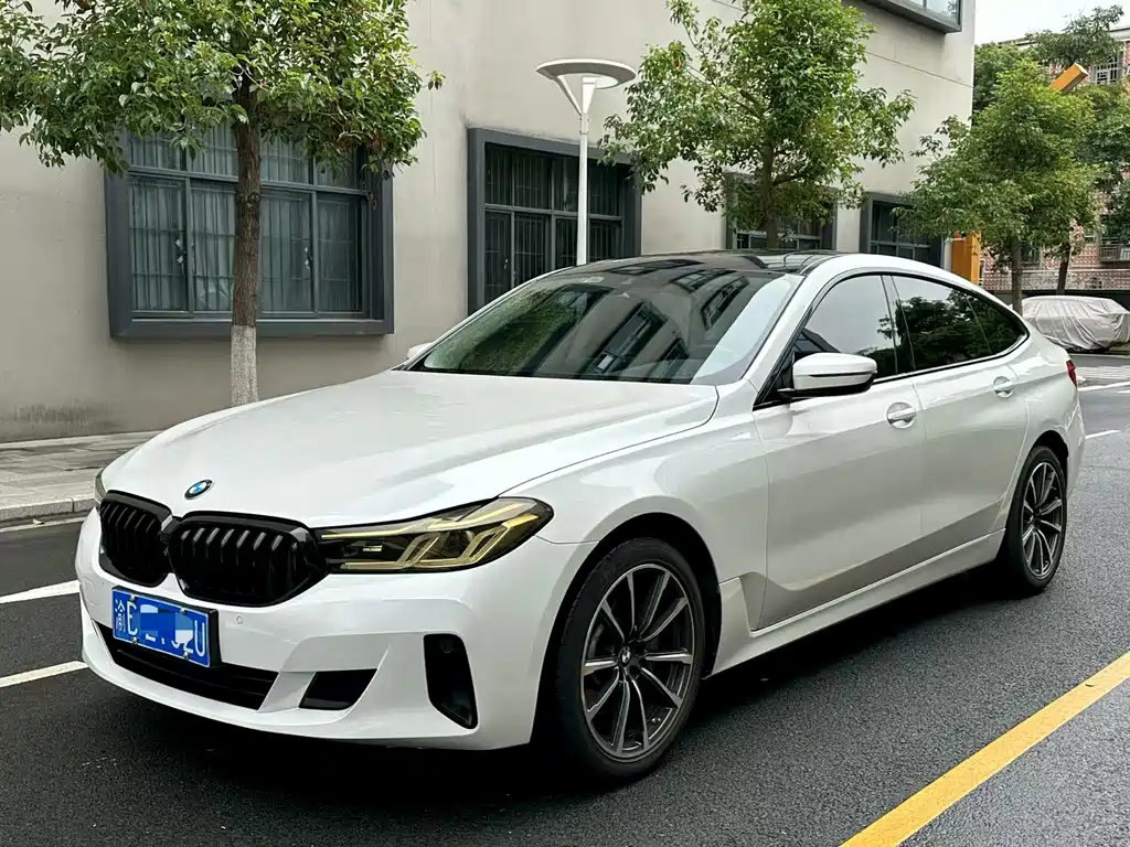 BMW 6 Series GT 2021