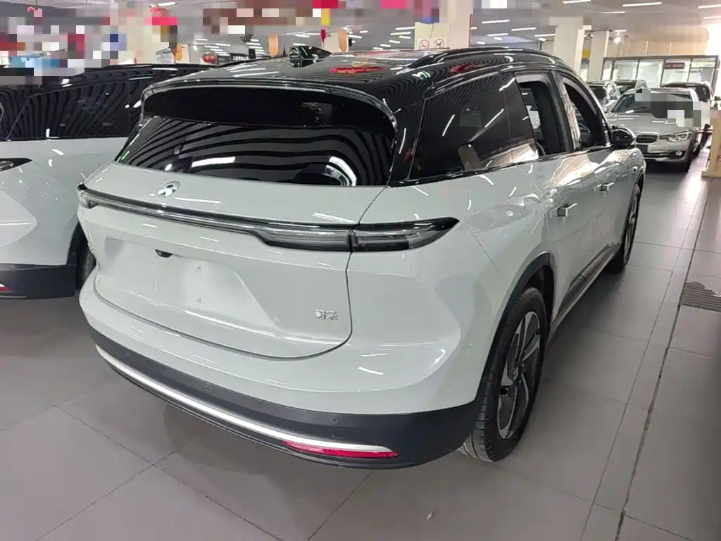 NIO ES6 — миниатюра 7