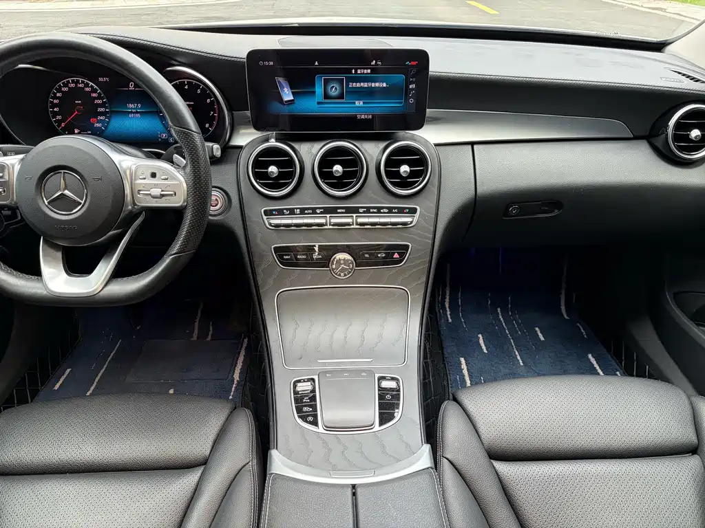 Mercedes-Benz C-Class — миниатюра 16