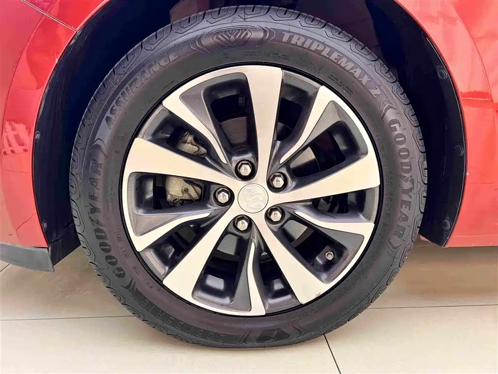 Buick Excelle — миниатюра 18
